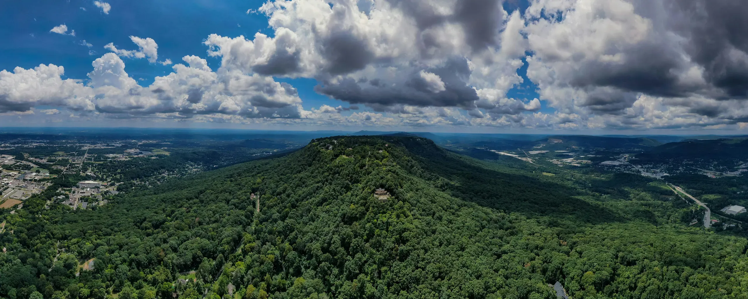 Chattanooga, Tennessee. Bird's eye view of mountain during daytime