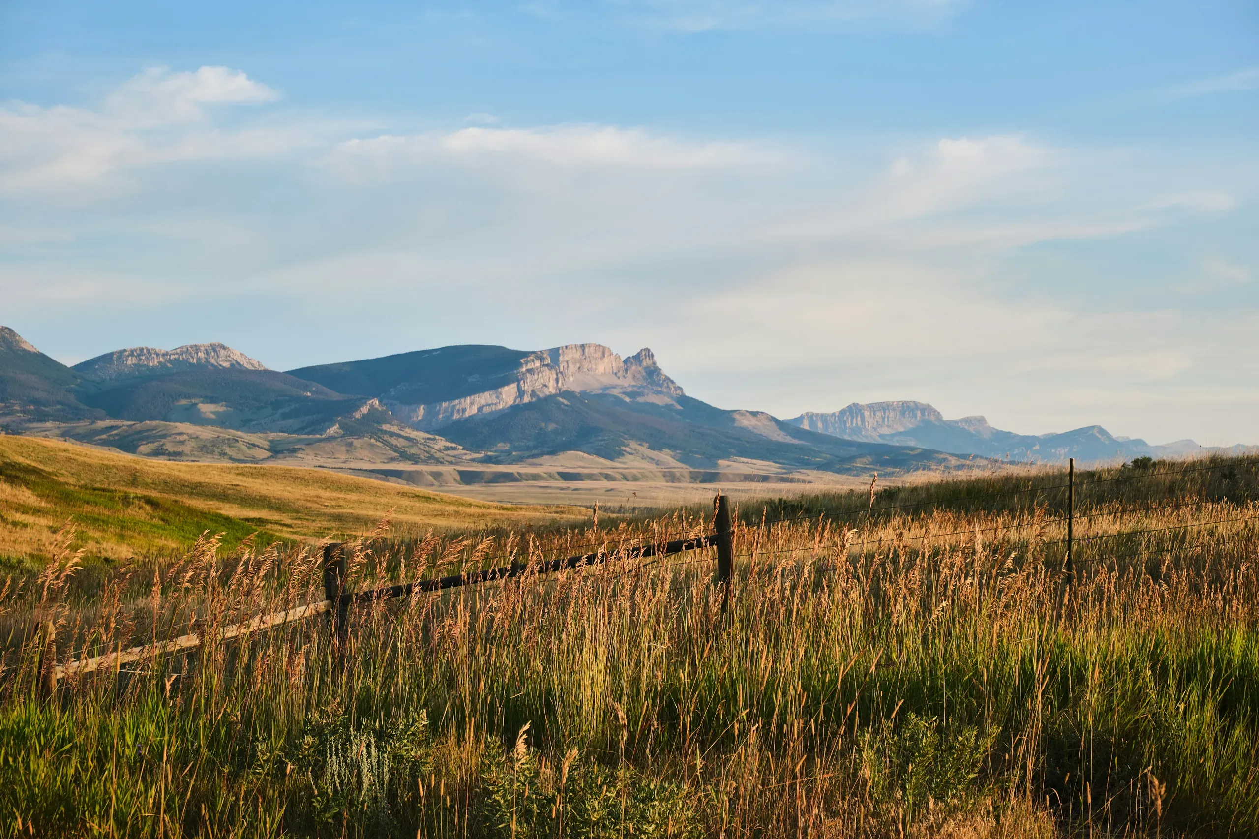 Augusta, Montana. Early morning in the Montana plains looking at Sawtooth Ridge and Castle Reef