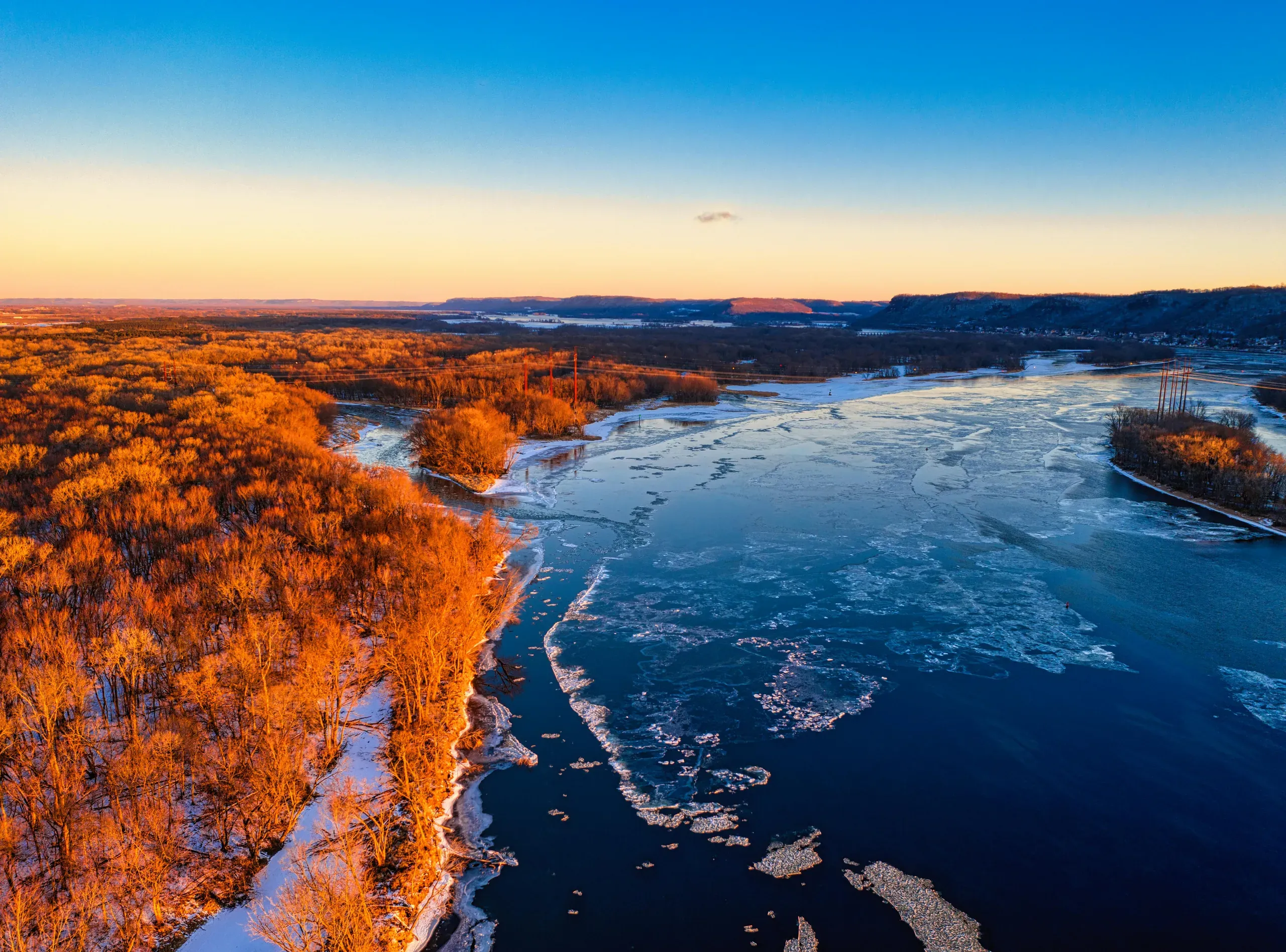 West Newton, Mississippi. Mississippi River in winter at dawn