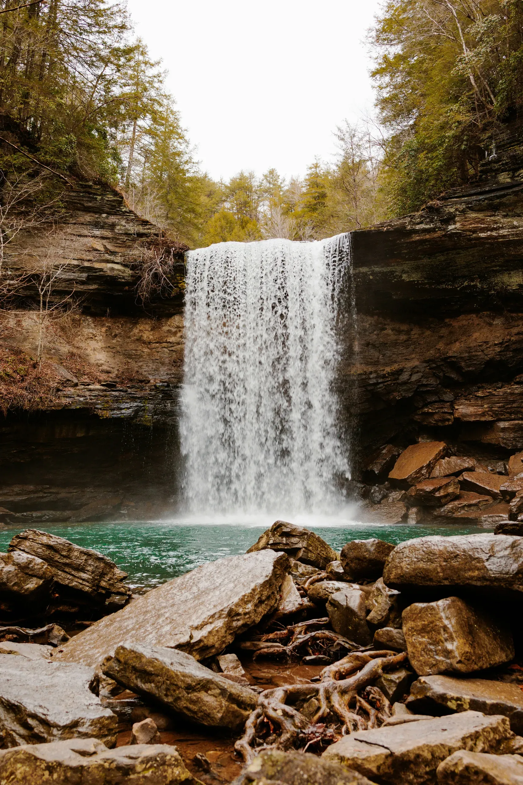 Greeter Falls, in Tennessee, during the winter.
