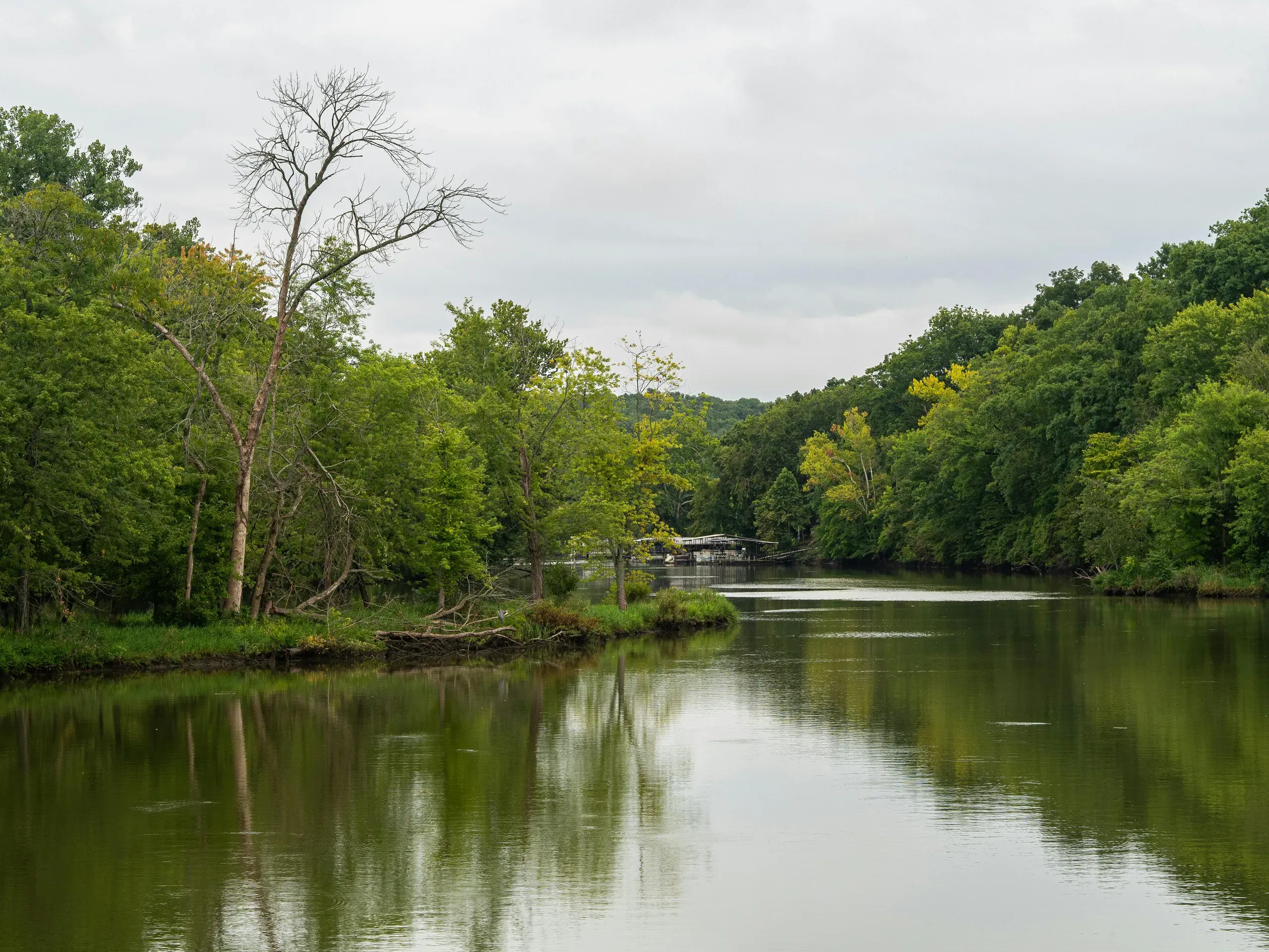Warsaw, Missouri. Serene riverbank