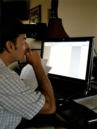 Charlie Sheen writing 20 Minutes with the President.